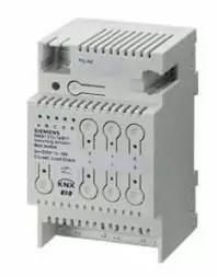 Siemens 5WG1512-1AB11 переключатель,3 группы, 16А, C-Last Hauptmodul N512/11