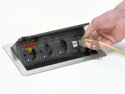 EVOline Fliptop Push S-1-U-1 / Питание / Зарядное устройство USB / Свободное пространство