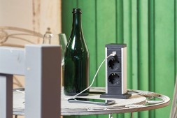 EVOline Up Silver / 2 разъема питания / 1 USB
