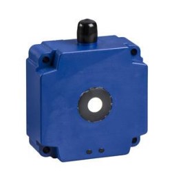 Schneider Electric XX8D1A1PAM12 80x80 Sn 1m 1S M12 ультразвуковой датчик