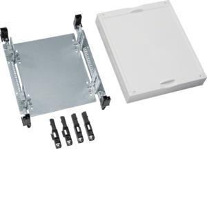 Строительный блок Hager UD21C1 300x250 мм с монтажной пластиной.